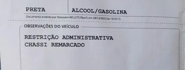 CRLV-e com observação de restrição administrativa e chassi remarcado